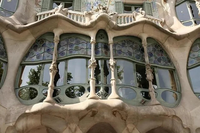 Bright Rooms Near Plaza Espana Barcelona Guest house