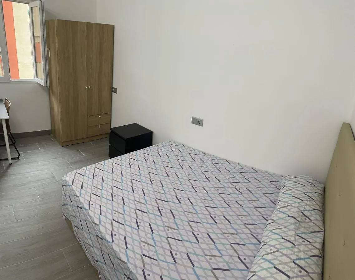 Bright Rooms Near Plaza Espana Barcelona