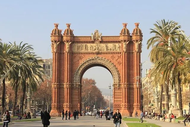 Guest house Bright Rooms Near Plaza Espana Barcelona